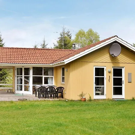 Three-bedroom Holiday In Silkeborg 7 *